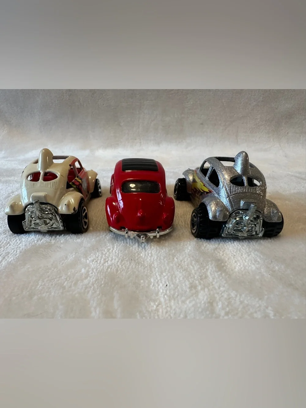 Hot Wheels VW Beetle Diecast Car Lot (3) w/ Matchbox 62 VW Beetle